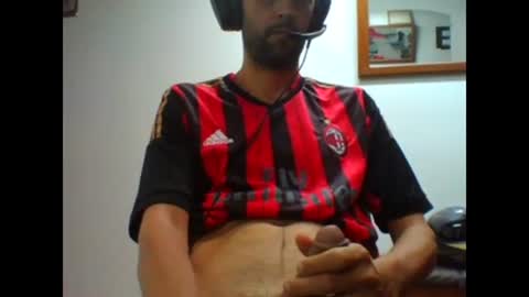 hotdragon19771 online show from 01/03/25, 10:40