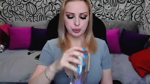 Alice online show from 01/15/26, 06:40