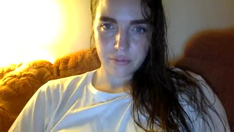 effy online show from 09/26/25, 10:14