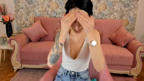 Snapshot of hotfallingdevil chatting on 02/12/25, 08:38 hotfallingdevil online show from 02/12/25, 08:38