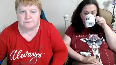 Snapshot of hotfiremommy chatting on 06/05/26, 08:25 LimonkaFire online show from 06/05/26, 08:25