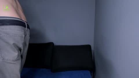 QUENTIN online show from 04/24/26, 05:32