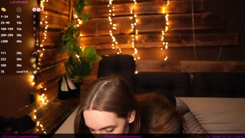 Snapshot of hotfrecklesgirl chatting on 11/14/25, 05:22 hotfrecklesgirl online show from 11/14/25, 05:22