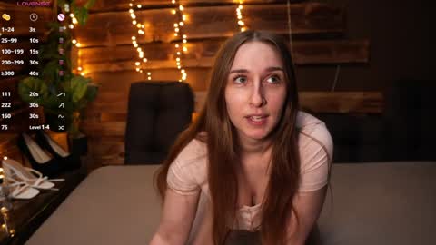 Snapshot of hotfrecklesgirl chatting on 03/16/26, 03:16 hotfrecklesgirl online show from 03/16/26, 03:16