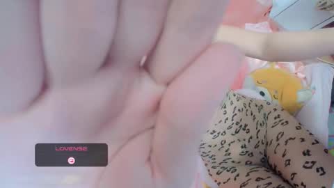 beauty has a prize so make it worth plzzz online show from 11/02/25, 04:15