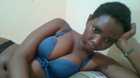 Queen online show from 02/16/25, 01:27