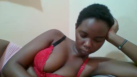 Queen online show from 02/17/25, 12:16