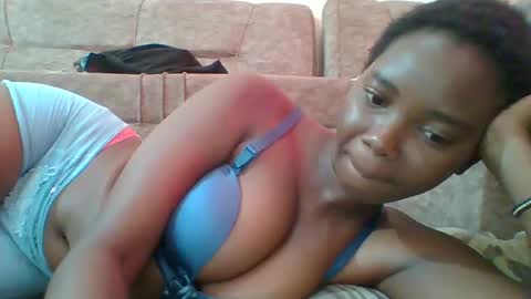 Queen online show from 02/26/25, 06:58