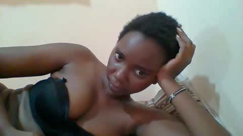 Queen online show from 03/01/25, 09:18