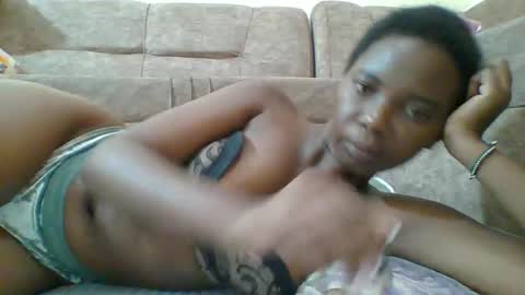 Queen online show from 03/11/25, 07:03