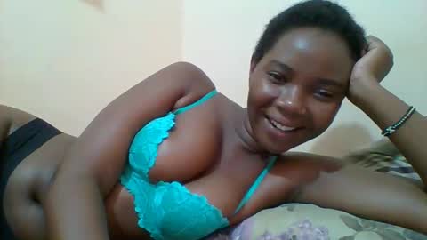 Queen online show from 03/12/25, 01:19