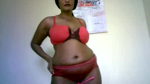 Snapshot of hotgold_311379 chatting on 02/19/26, 04:52 hotgold_311379 online show from 02/19/26, 04:52