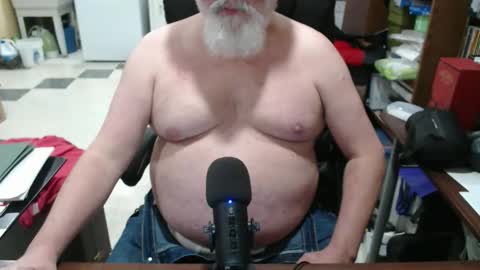 Snapshot of hotgrandpa594u chatting on 03/31/26, 12:56 hotgrandpa594u online show from 03/31/26, 12:56