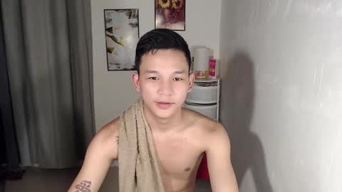hotguy0503 online show from 10/18/25, 06:41