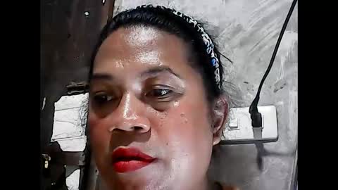 Snapshot of hothadjiee chatting on 11/05/25, 10:15 hardfuckerxxxxx online show from 11/05/25, 10:15