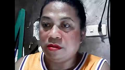 Snapshot of hothadjiee chatting on 11/15/25, 08:33 hardfuckerxxxxx online show from 11/15/25, 08:33