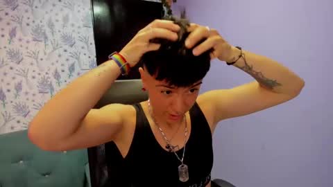 hannah online show from 09/09/25, 02:44