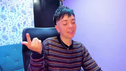 hannah online show from 10/10/25, 03:16