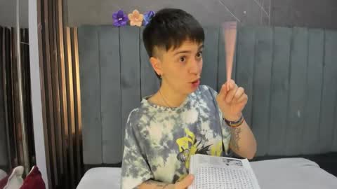 hannah online show from 02/06/26, 02:05