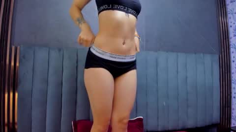 hannah online show from 02/16/26, 02:18