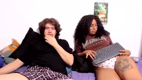 Sam and Nico online show from 07/07/26, 03:53