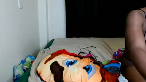 Snapshot of hotie_vive chatting on 07/15/26, 01:44 Hotie vives online show from 07/15/26, 01:44