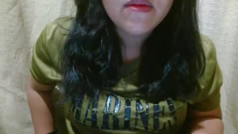 hotiemorenagurl18 online show from 10/23/25, 02:16