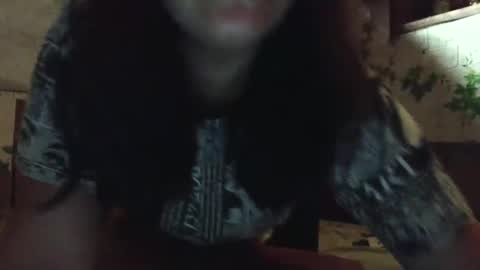 hotiemorenagurl18 online show from 12/19/25, 08:54