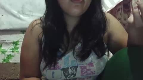 hotiemorenagurl18 online show from 02/04/26, 12:55