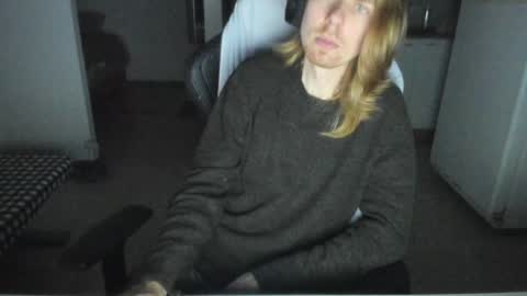 Snapshot of hotinhell666 chatting on 12/06/24, 02:49 Hikikomori Alex online show from 12/06/24, 02:49