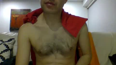 hottitan  twitter Marianoshcam online show from 10/08/25, 04:32