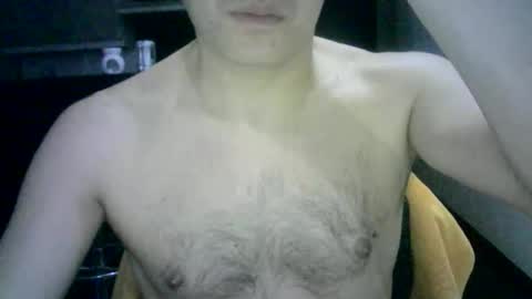 hottitan  twitter Marianoshcam online show from 04/13/26, 04:07