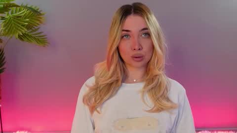 Maria online show from 01/18/26, 03:27