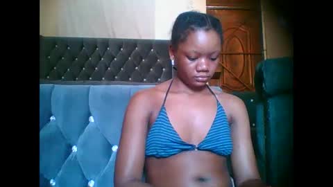 LOYCE online show from 11/17/25, 01:06