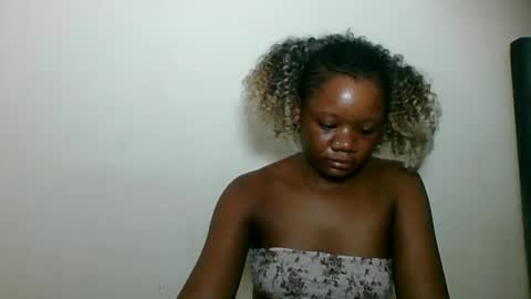 LOYCE online show from 06/08/26, 01:28
