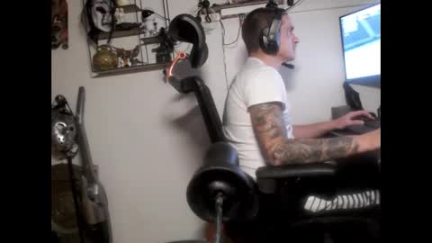 hotkinkytat online show from 02/18/25, 01:43