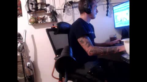 hotkinkytat online show from 03/10/25, 07:18