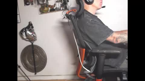 Snapshot of hotkinkytat chatting on 04/05/26, 10:07 hotkinkytat online show from 04/05/26, 10:07