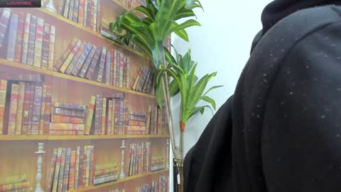 Hotkoljei online show from 01/11/25, 03:13