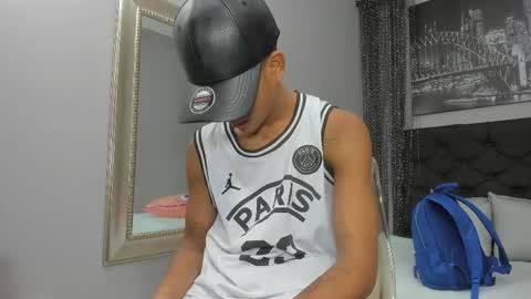 Hotkoljei online show from 02/20/25, 03:45