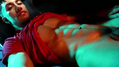 Snapshot of hotlatinking chatting on 03/02/25, 06:16 Hotlatinking online show from 03/02/25, 06:16