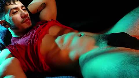 Snapshot of hotlatinking chatting on 10/30/25, 05:57 Hotlatinking online show from 10/30/25, 05:57