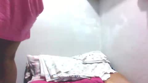 hotlavender online show from 12/02/24, 03:47