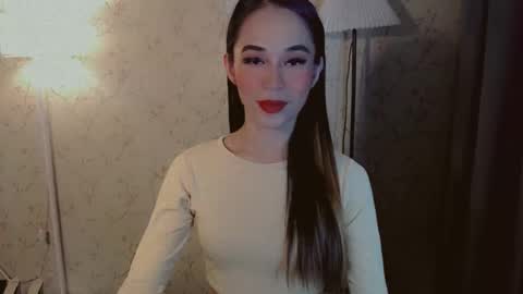 Snapshot of hotlegsxandra chatting on 10/16/25, 09:32 XANDRA online show from 10/16/25, 09:32