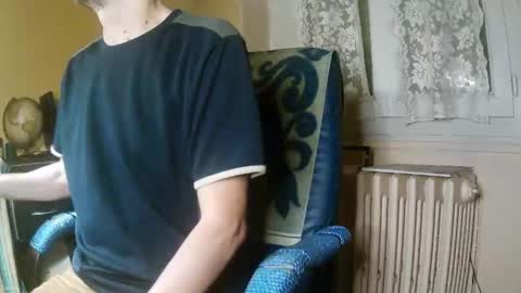 hotleopold online show from 11/15/25, 11:32