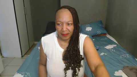 Snapshot of hotlilya chatting on 06/08/26, 08:26 hotlilya online show from 06/08/26, 08:26