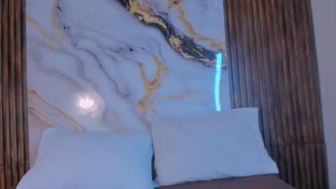 hotlovestory online show from 03/18/26, 11:13