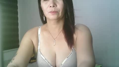 hotmamajen4u online show from 05/04/26, 11:12