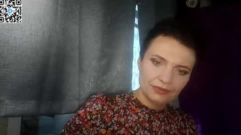 hotmamaqueen234 online show from 04/23/26, 03:03