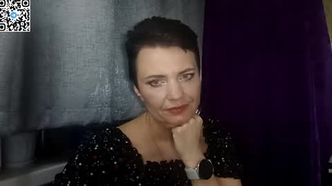 Snapshot of hotmamaqueen234 chatting on 05/16/26, 07:56 hotmamaqueen234 online show from 05/16/26, 07:56